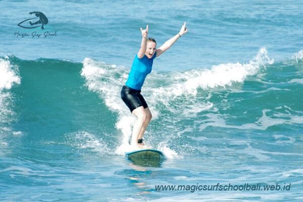 surf lesson canggu